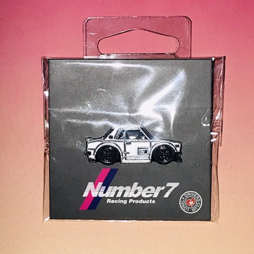 Leen customs pin garage - customs,