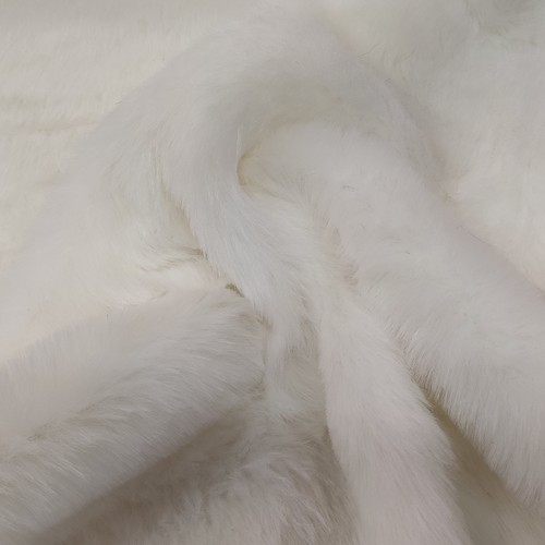 White cream luxury faux - /,