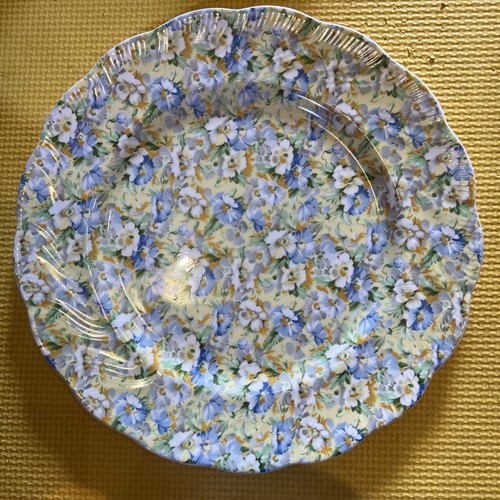 Queens fine bone china - queens,