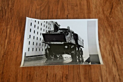 Vintage alvis stalwart pv2 - alvis,