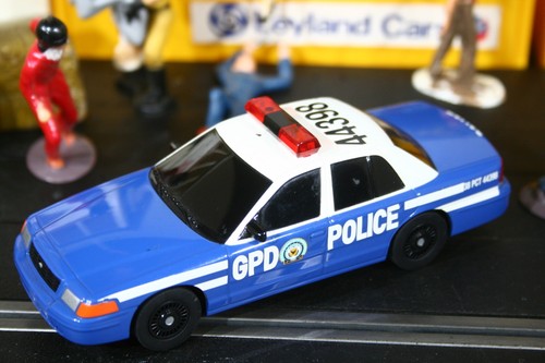 Scalextric c2636 police car - scalextric,
