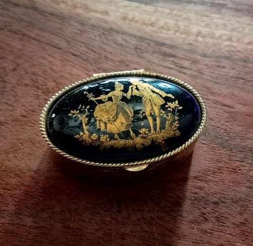 Vintage ornate gold tone pill - vintage,