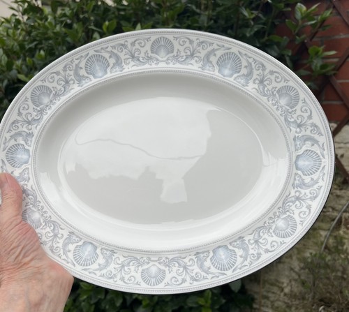 Wedgwood dolphins 36cm - wedgwood,