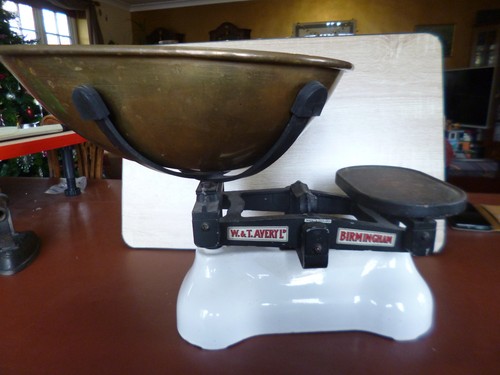 Vintage t avery - &, scales