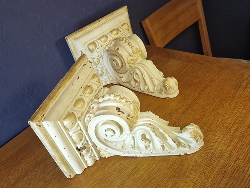 Pair large decorative - decorative, corbels