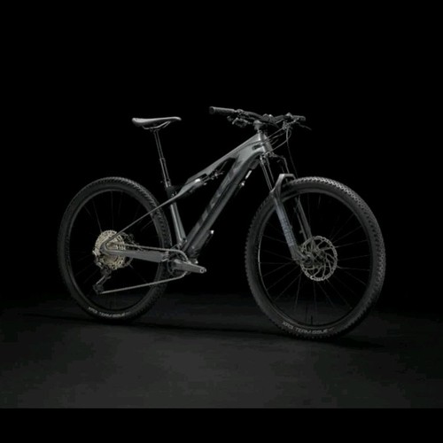 Trek mountain bike - mountain, black