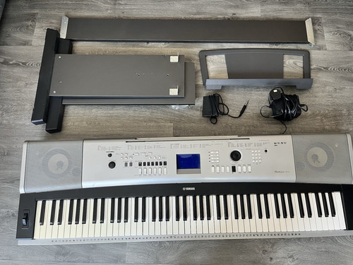 Yamaha portablegrand dgx 530 - yamaha,