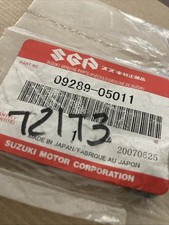 Suzuki 09289-05011 valve tail