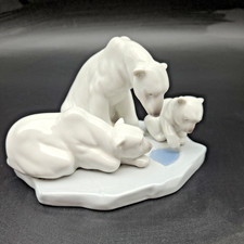Vintage Lladro "Bearly Love"