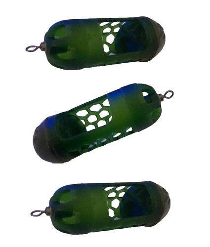 Fishing maggot feeder with - maggot,