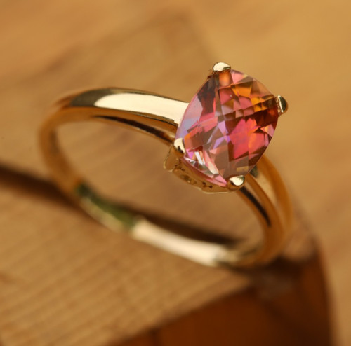9ct solid yellow gold mystic - 9ct,