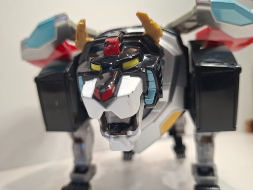 Voltron legendary black - black, lion