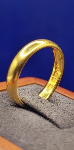 22ct gold band - 22ct,