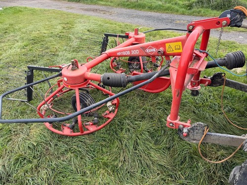 Kuhn haybob 300 manufacturerd - haybob, 300.