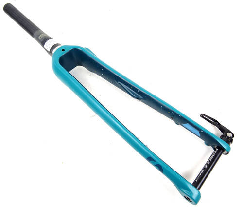 Genesis datum carbon - carbon, gravel