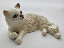 BESWICK VINTAGE WHITE PERSIAN