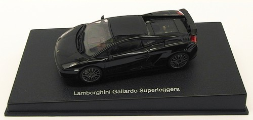 Autoart scale model - autoart,