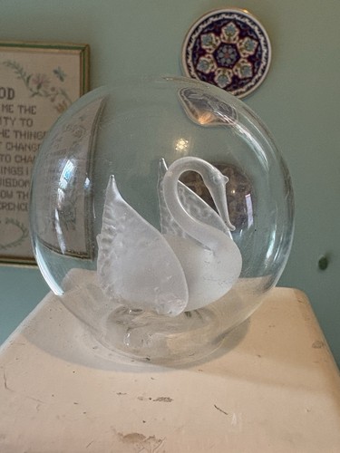 Vintage frosted glass swan - frosted,
