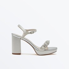 Amara | Rainbow Club Wedding