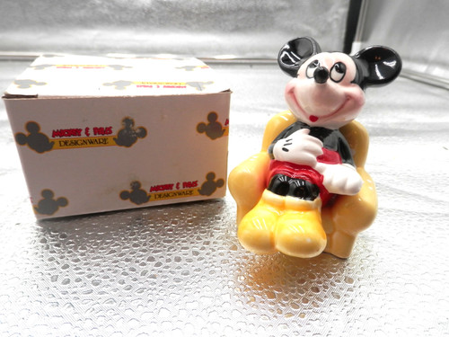 Vintage mickey mouse chair - mouse,