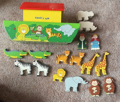Wooden noah ark with - wooden,
