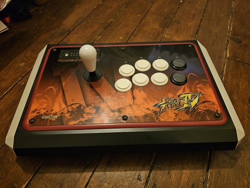 Madcatz street fighter - street,
