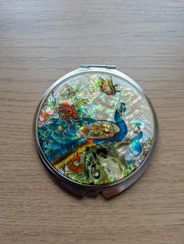 Vintage peacock design compact - vintage,