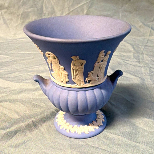Wedgwood blue white - wedgwood, &