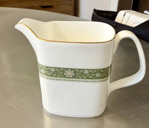Royal doulton rondelay - doulton,