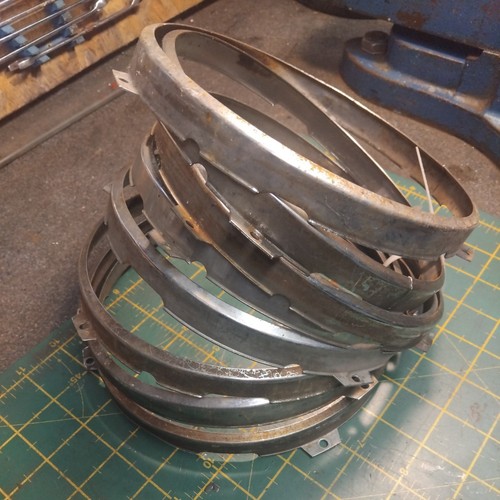 Pair lucas sealed beam - pair,