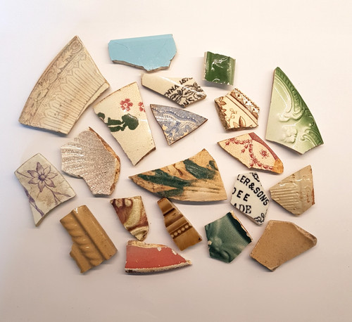 Pieces sea worn beach - pieces,
