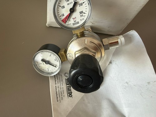 Co2 regulator and - d-d, needle