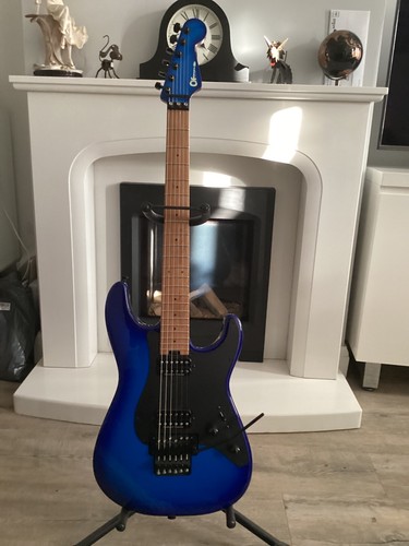 Charvel pro mod - charvel, plus