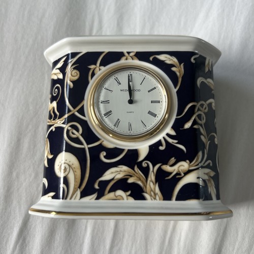 Wedgewood cornucopia mantel - cornucopia,