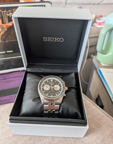 Seiko quartz chronograph 100m - seiko,