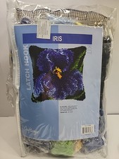 Craftways Herrschners Iris Flower Latch Hook Rug Kit 16 x 16" 130058