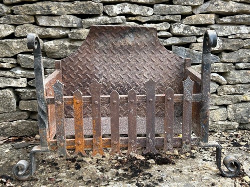 Cast iron fire - cast,