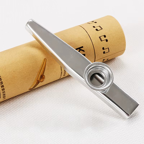 Metal kazoo with - 5, flute