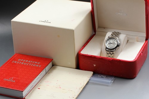 Mint box omega - mint, w/box