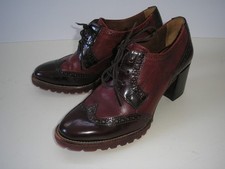 TAMARIS BURGUNDY LEATHER BLOCK