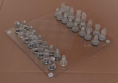 Glass chess set x16 - 32,