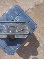 Kawasaki Gpz305  clocks 15k