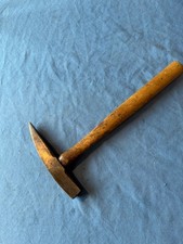 Vintage Genuine Cutrock Stone Mason / geologist Hammer No 9,  20oz