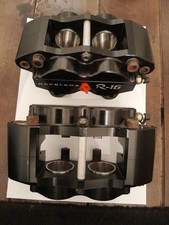 M16 a pair of 4 pot Brake