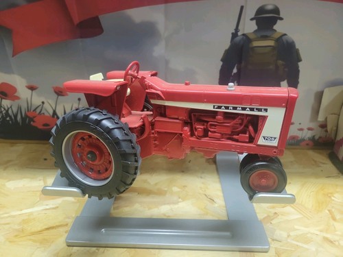 Farmall 706 ertl - 1:16, diecast