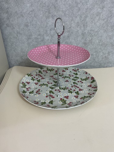 Waitrose tier cake stand - 2,