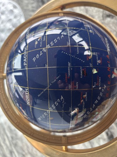 Blue lampis gemstone globe - blue,
