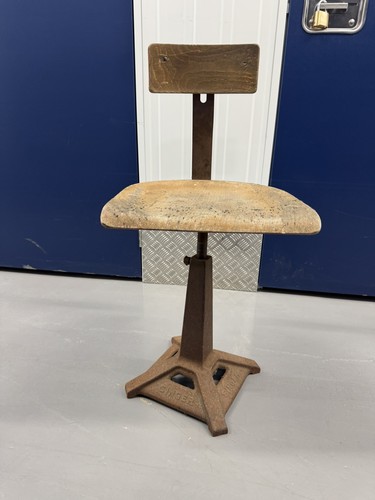 Vintage singer chair - singer,