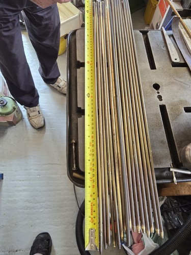 16x brass stair rods - 16x,