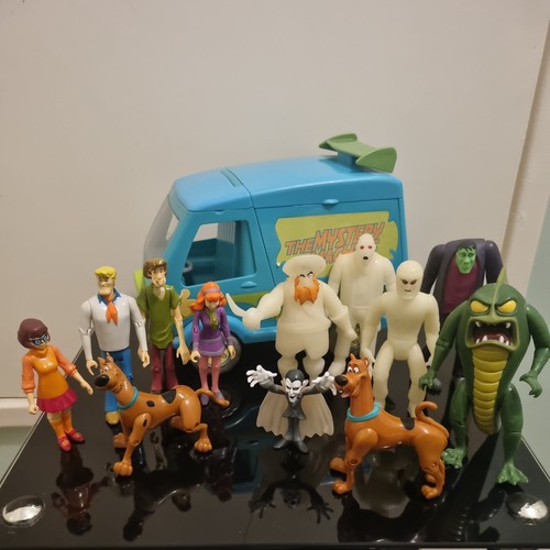 Mystery machine ghost - mystery,